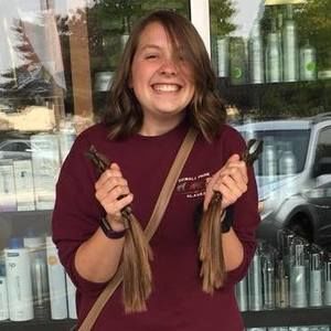 Meet your Posher, Lizzy